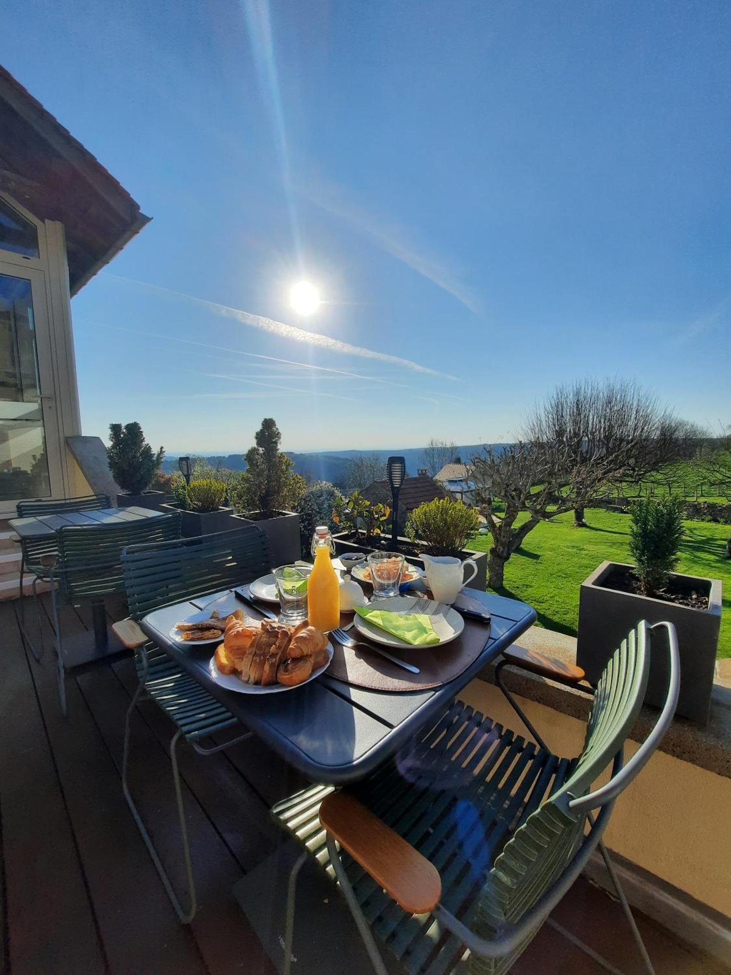 Au Dela Des Vignes Bed & Breakfast Baubigny Екстериор снимка